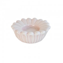 Kukka kynttilänalusta